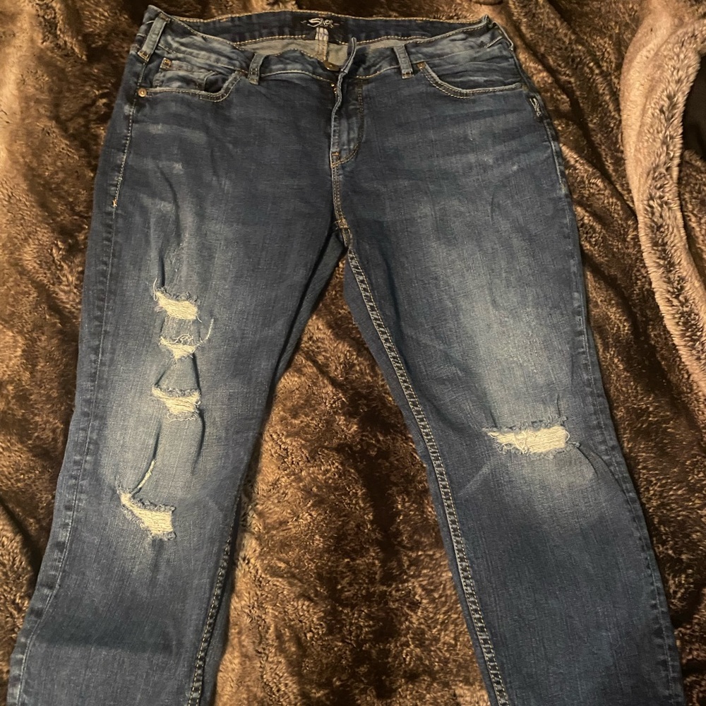 Silver Cropped, distressed jeans